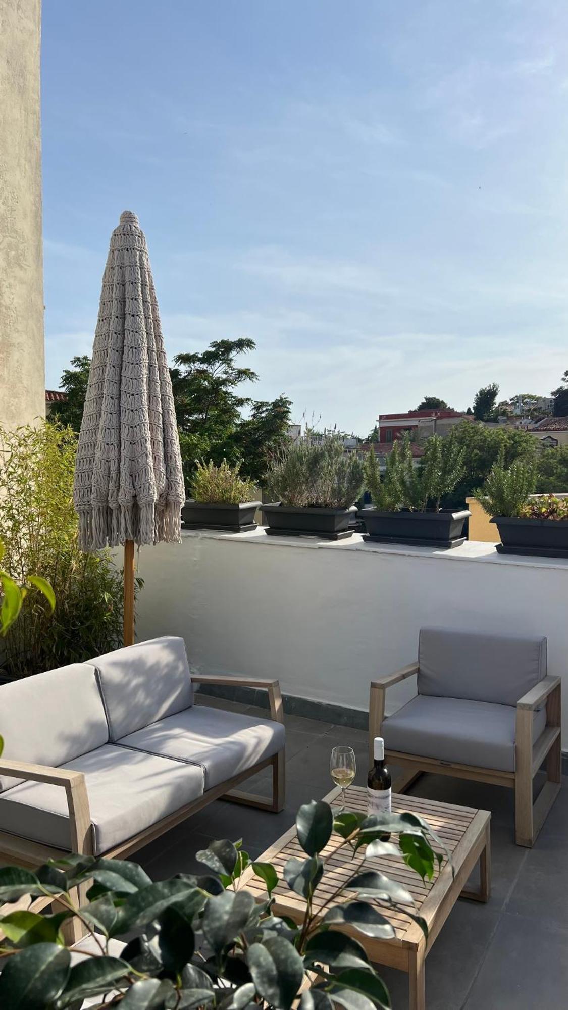 Step One | Luxury Suites Right In The Heart Of Acropolis Next To Metro Station Atina Dış mekan fotoğraf