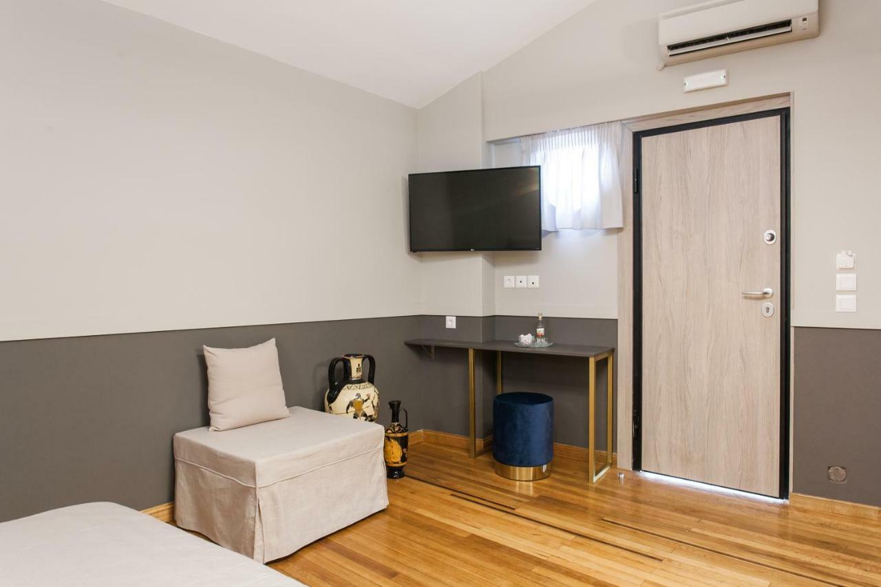 Step One | Luxury Suites Right In The Heart Of Acropolis Next To Metro Station Atina Dış mekan fotoğraf