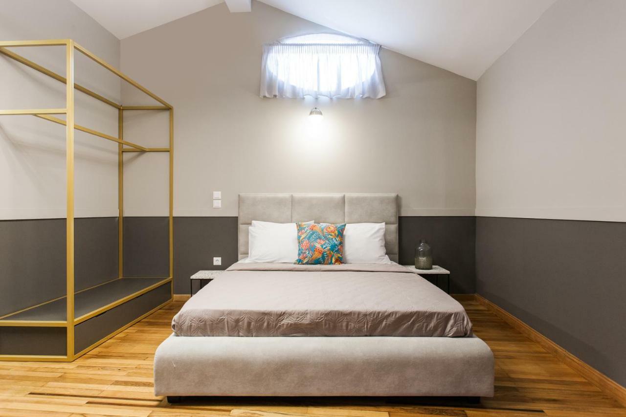 Step One | Luxury Suites Right In The Heart Of Acropolis Next To Metro Station Atina Dış mekan fotoğraf