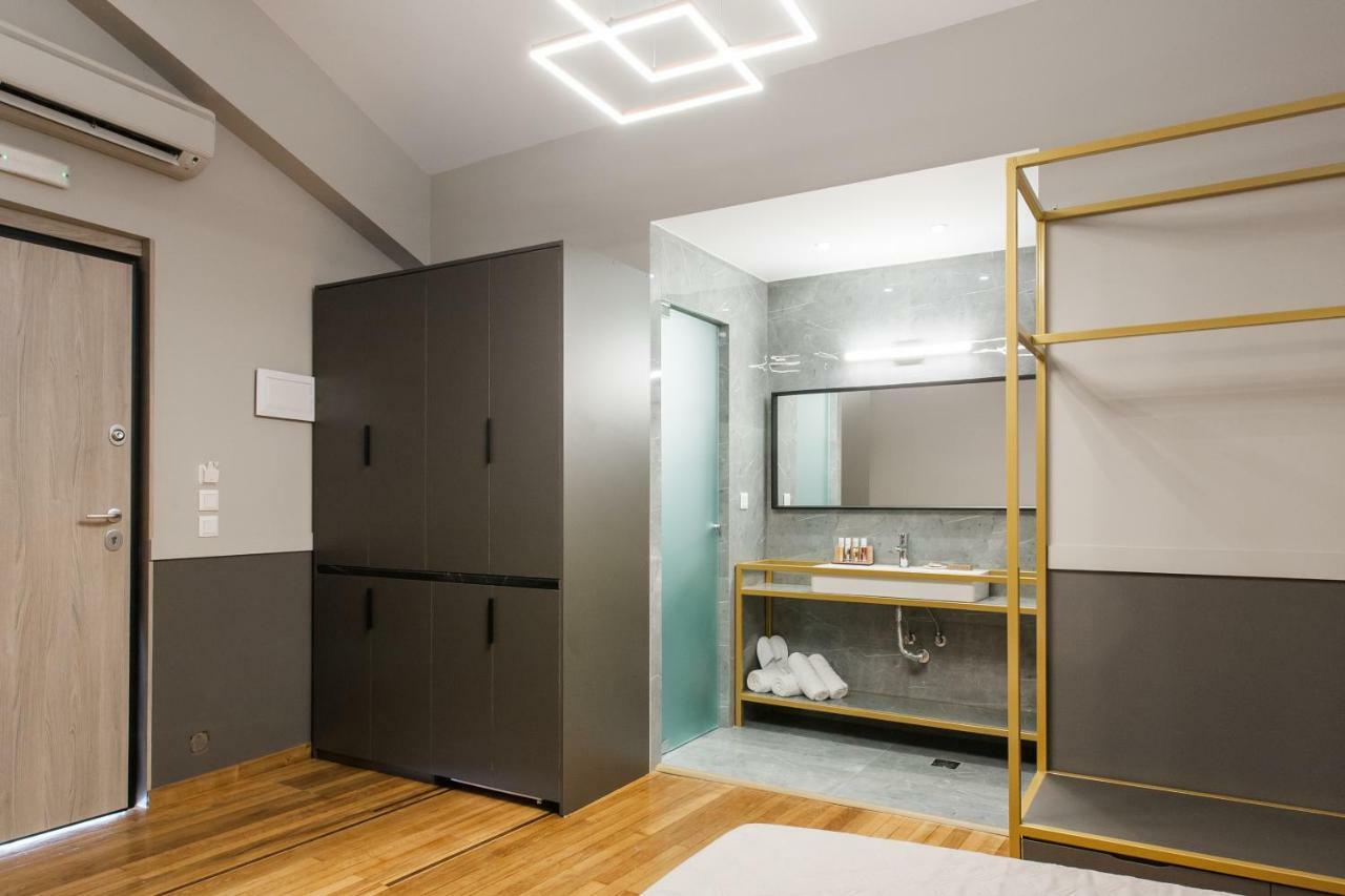 Step One | Luxury Suites Right In The Heart Of Acropolis Next To Metro Station Atina Dış mekan fotoğraf